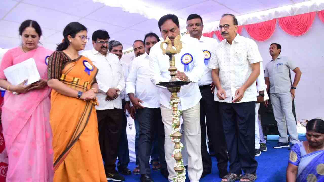 Minister Errabelli | సీఎం కేసీఆర్‌ కృషితో పరిశ్రమలకు 24 గంటలు కరెంట్‌ : మంత్రి ఎర్రబెల్లి