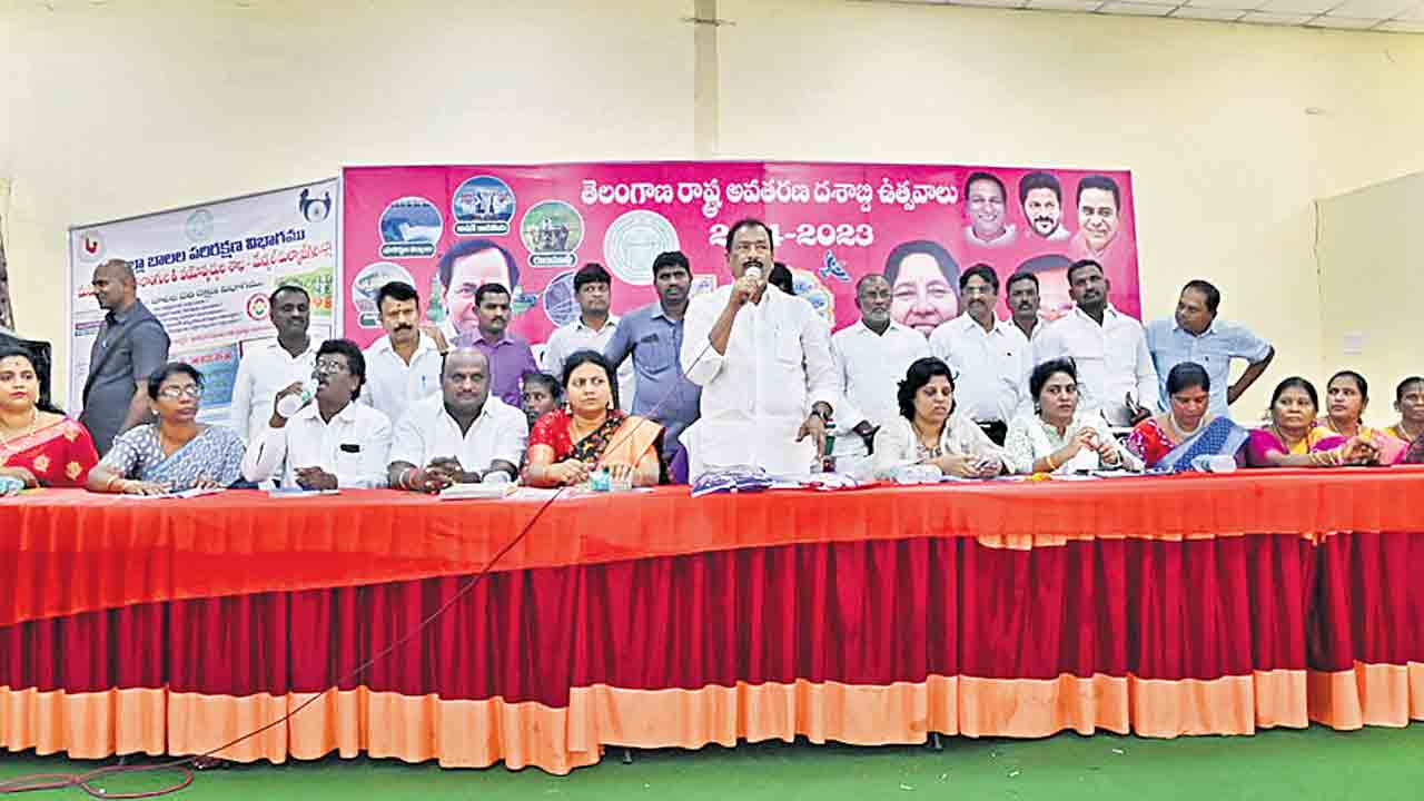 మహిళా సాధికారతకు సీఎం కేసీఆర్‌ కృషి