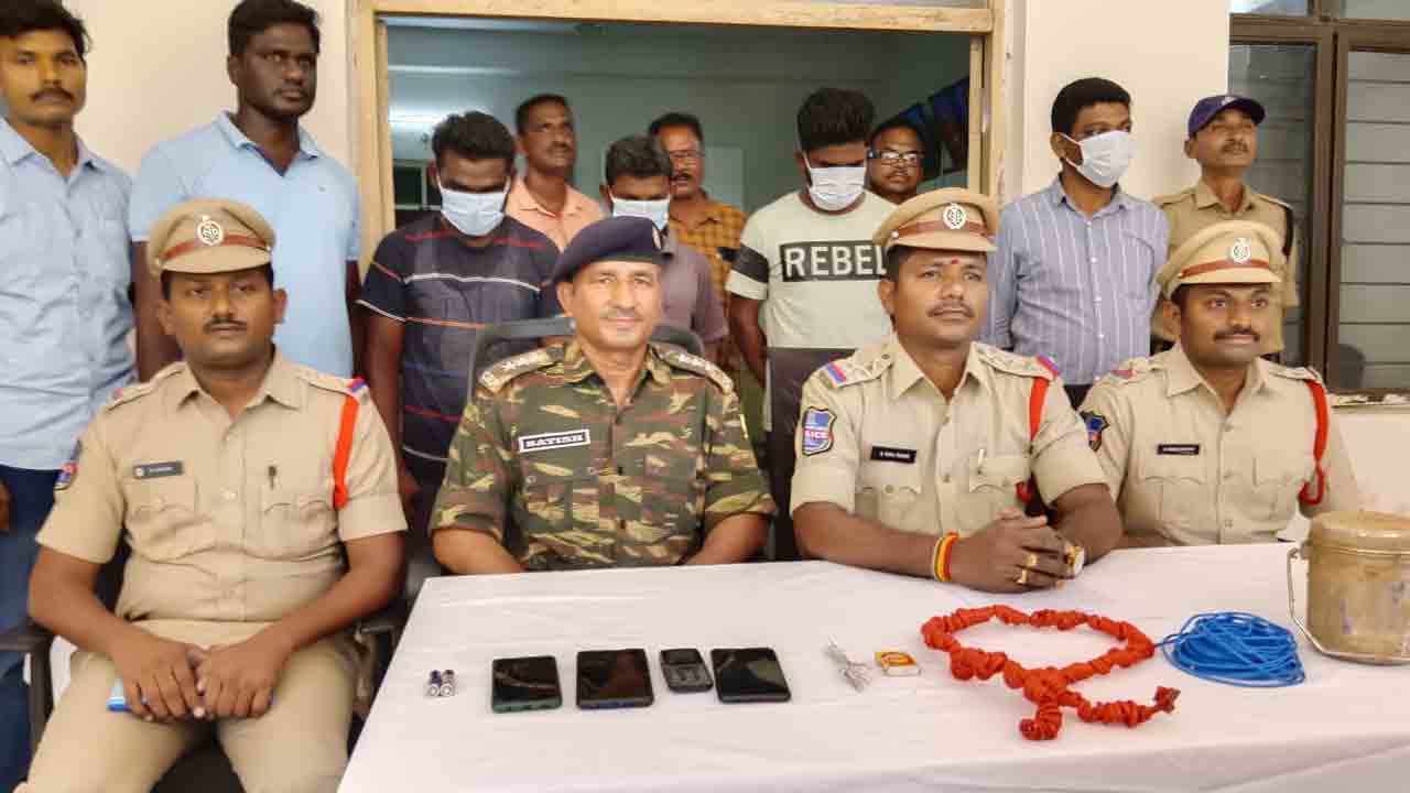 Arrest | నిషేధిత మావోయిస్టు కొరియర్ల అరెస్ట్‌.. పేలుడు పదార్ధాలు స్వాధీనం