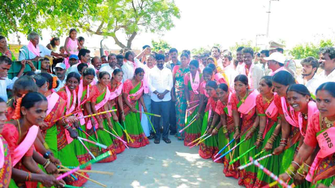 ప్రతిపక్షాలకు ఓటుతో బుద్ధి చెప్పాలి