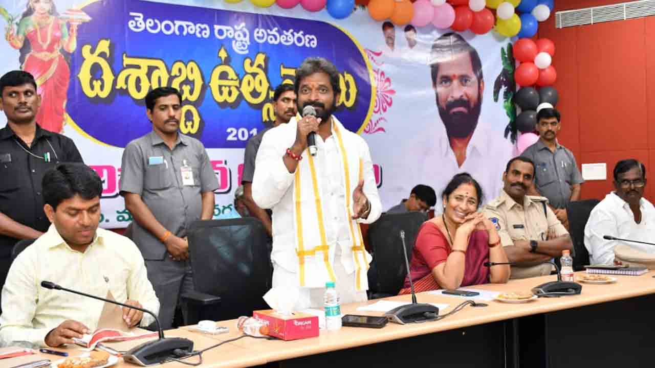 రాష్ర్టాభివృద్ధిలో ఉద్యోగులే కీలకం