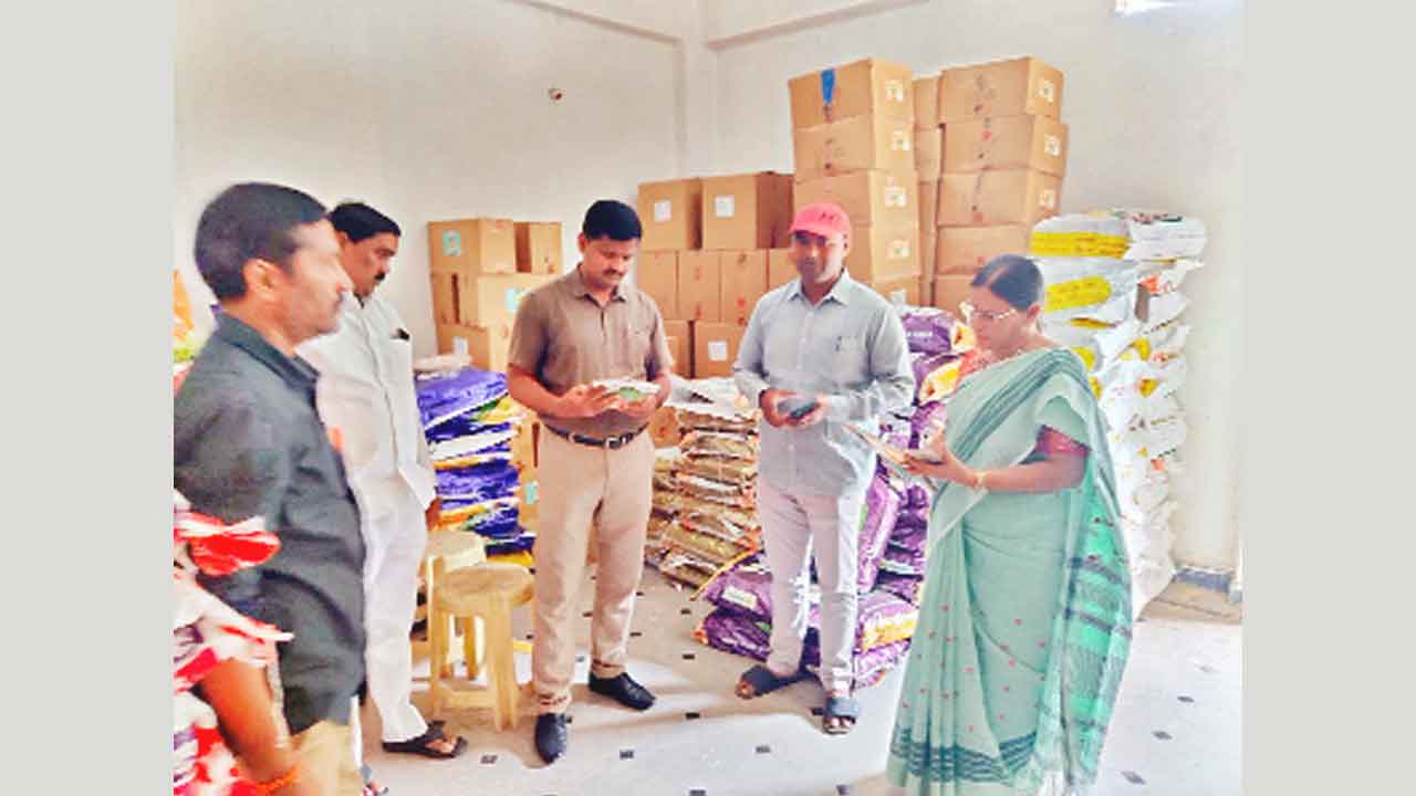 నకిలీతో జాగ్రత్త