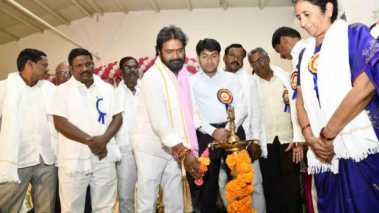 విద్యారంగానికి పెద్దపీట