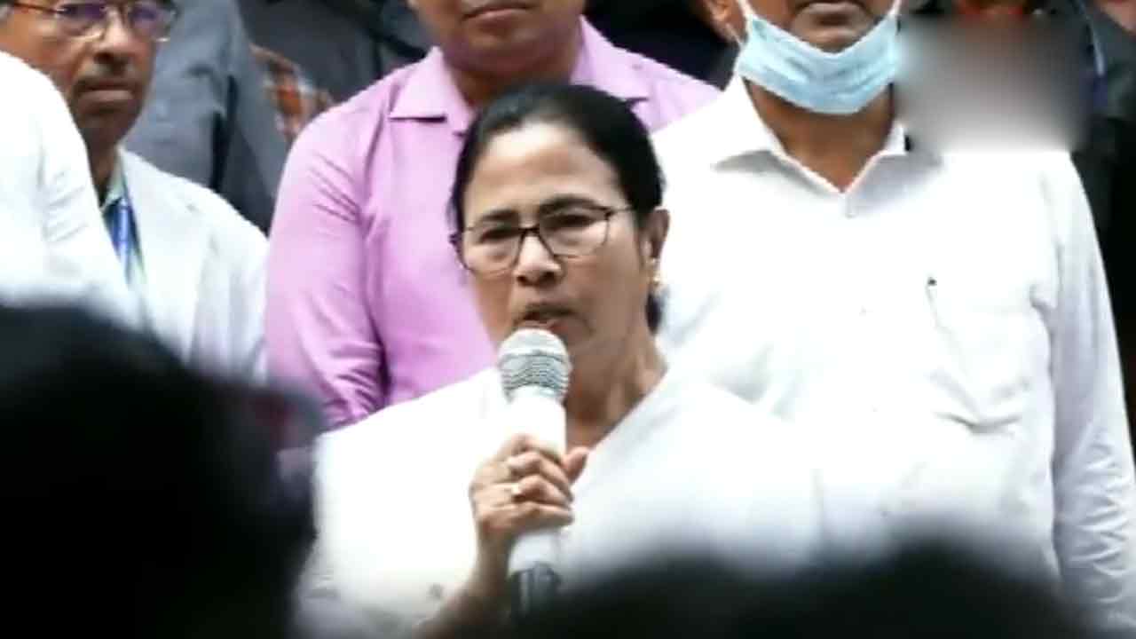 Mamata Banerjee | నిజం బయటికి రావాల్సిందే.. ఒడిశా రైలు ప్రమాద ఘటనపై మమతా బెనర్జి