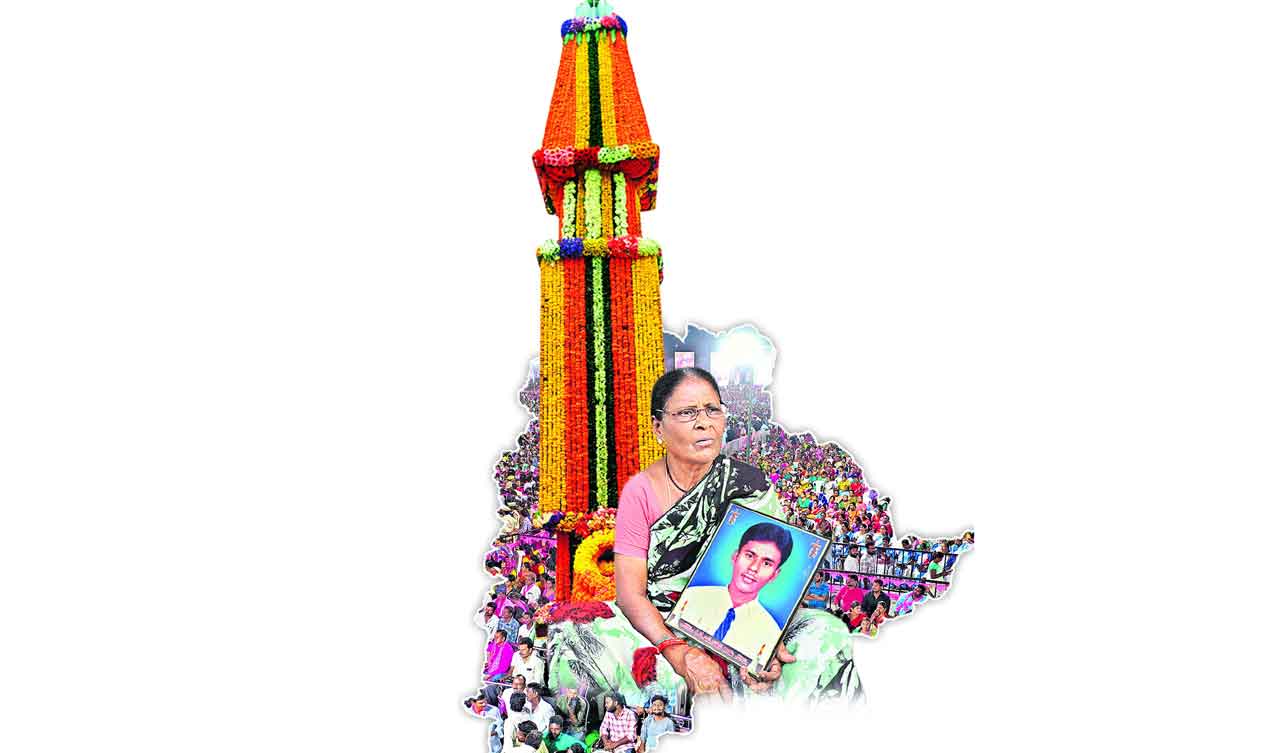 Telangana Martyrs |  నా కొడుకు ప్రాణత్యాగం వృధా కాలేదు.. అమరుడు నద్దునూరి నవీన్‌ తల్లి కాజమ్మ