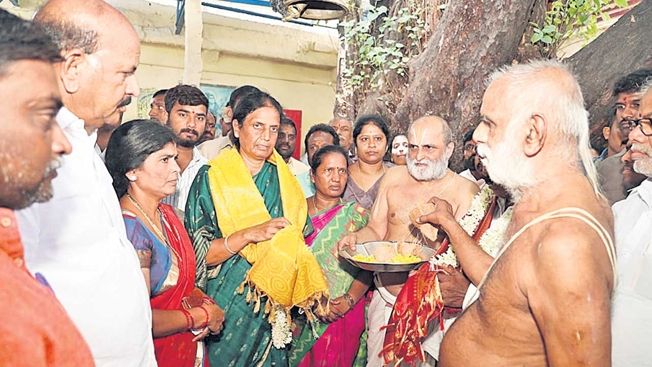 వెల్లివిరిసిన ఆధ్యాత్మికం