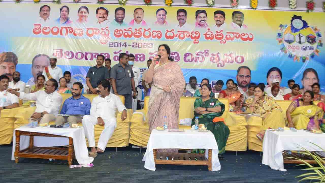 Minister Satyavati Rathod | పట్టణ ప్రగతి ద్వారా అద్భుత ఫలితాలు : మంత్రి సత్యవతి రాథోడ్‌