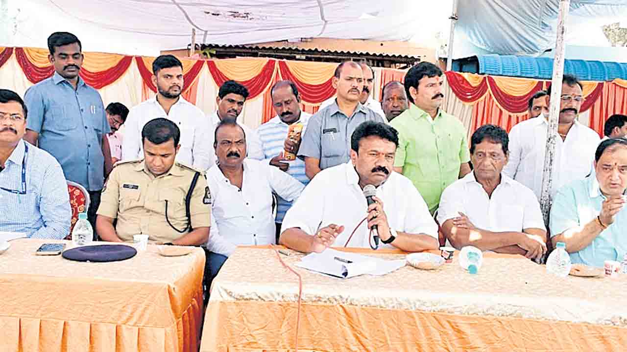 సంస్కృతిని చాటి చెప్పే పండుగ బోనాలు