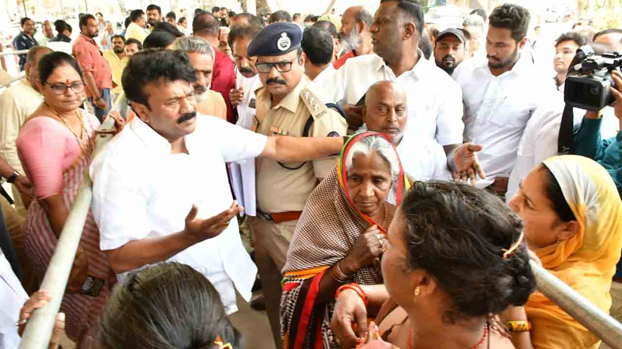 Minister Talasani | చేప ప్రసాదం పంపిణీకి విస్తృత ఏర్పాట్లు : మంత్రి తలసాని