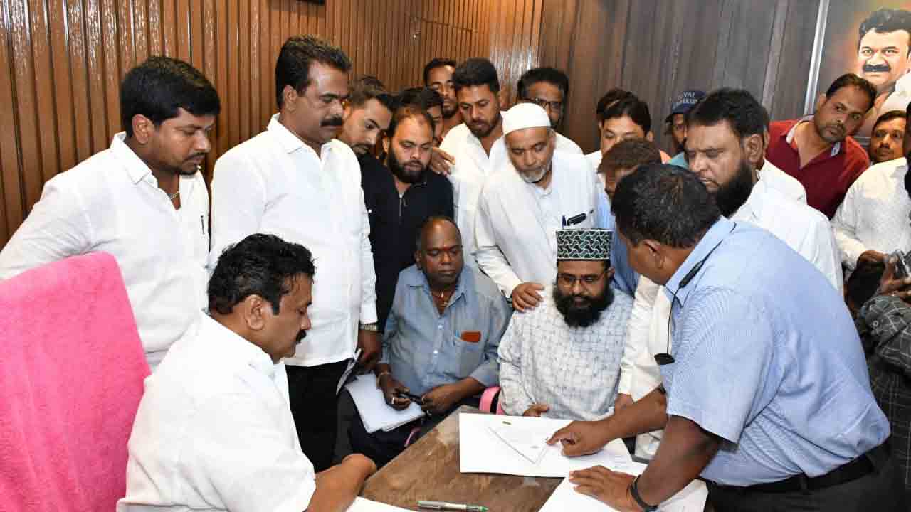 Minister Talasani | రూ.3 కోట్ల వ్యయంతో ముస్లిం గ్రేవ్‌యార్డ్‌ నిర్మాణం : మంత్రి తలసాని