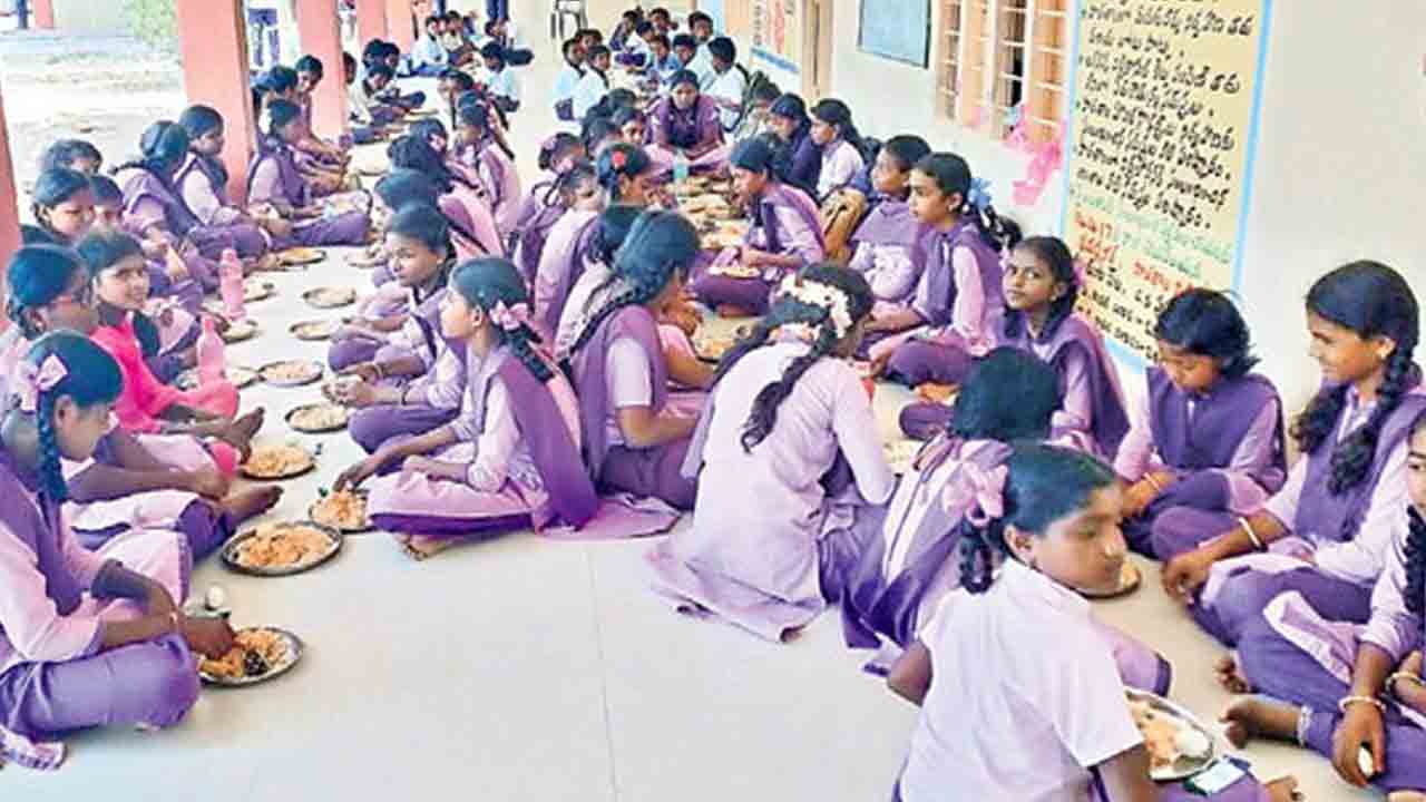 Mid Day Meal | మధ్యాహ్న భోజనంలో మార్పులు.. ప్రతిరోజూ పప్పన్నం, కొత్తగా కిచిడీ