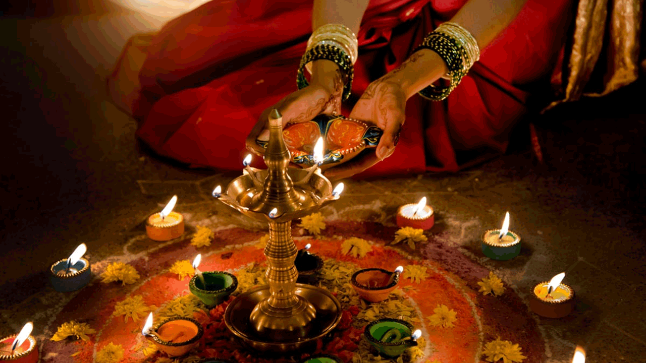 New York Diwali | ఇకపై న్యూయార్క్ లో దీపావళి నాడు స్కూళ్లకు హాలిడే.. ప్రకటించిన మేయర్