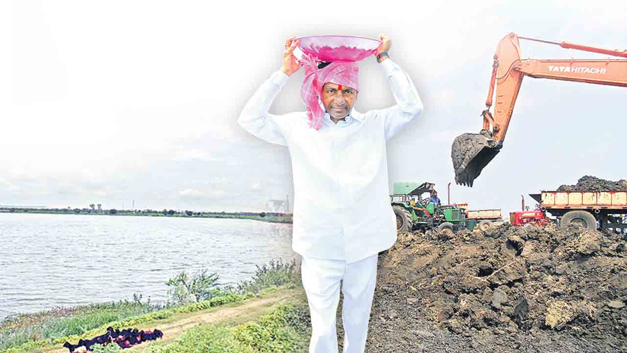 చెరువు నిండుగా.. ఊరంతా పండుగ