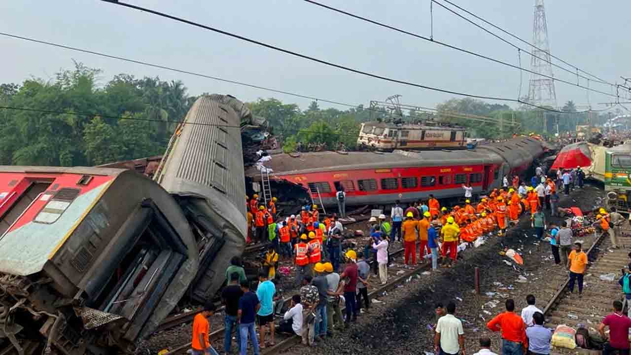Odisha Train Accident | బాలాసోర్ స్టేషన్ ఇంజినీర్ అదృశ్యం.. ఇంటిని సీజ్ చేసిన సీబీఐ అధికారులు