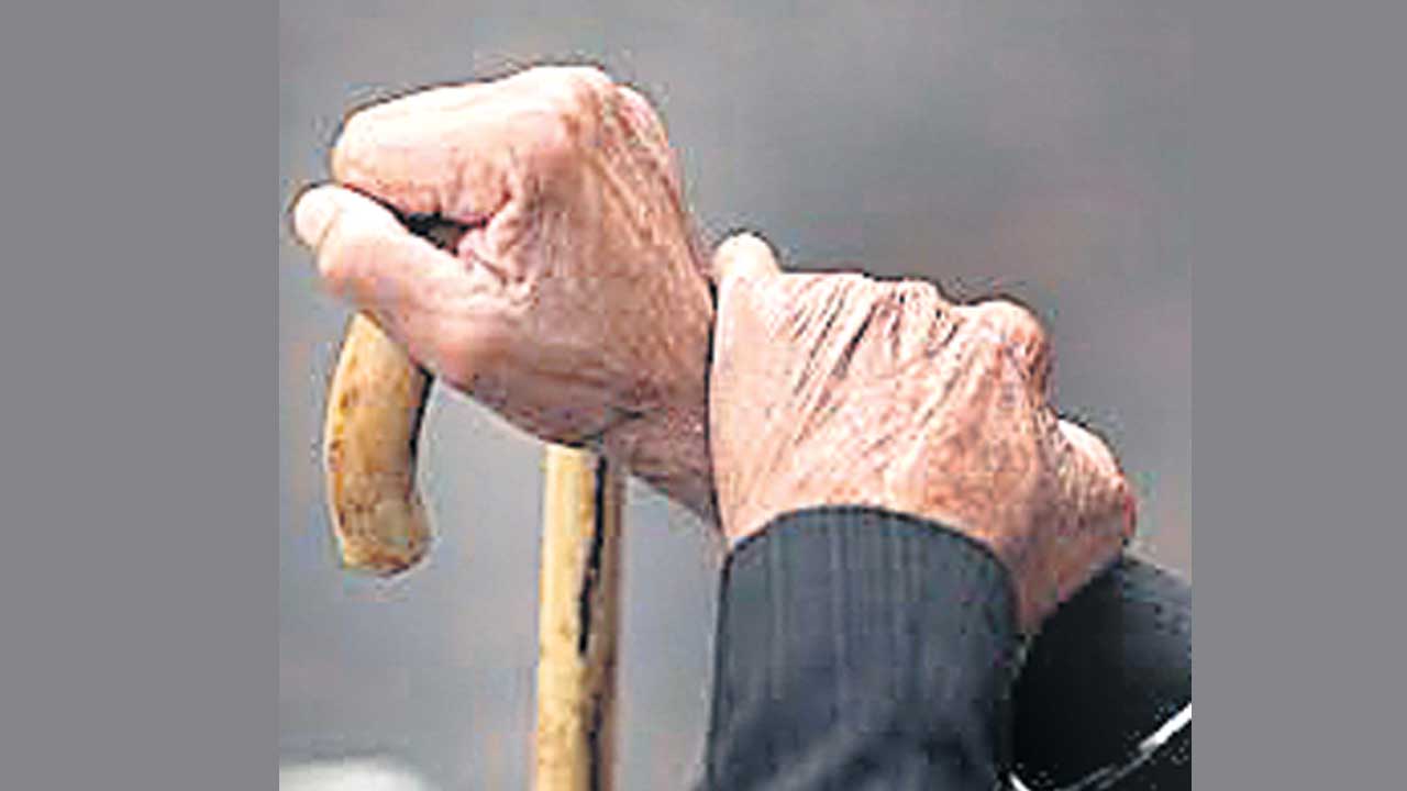 అధిక పెన్షన్‌కు గడువు పెంపు