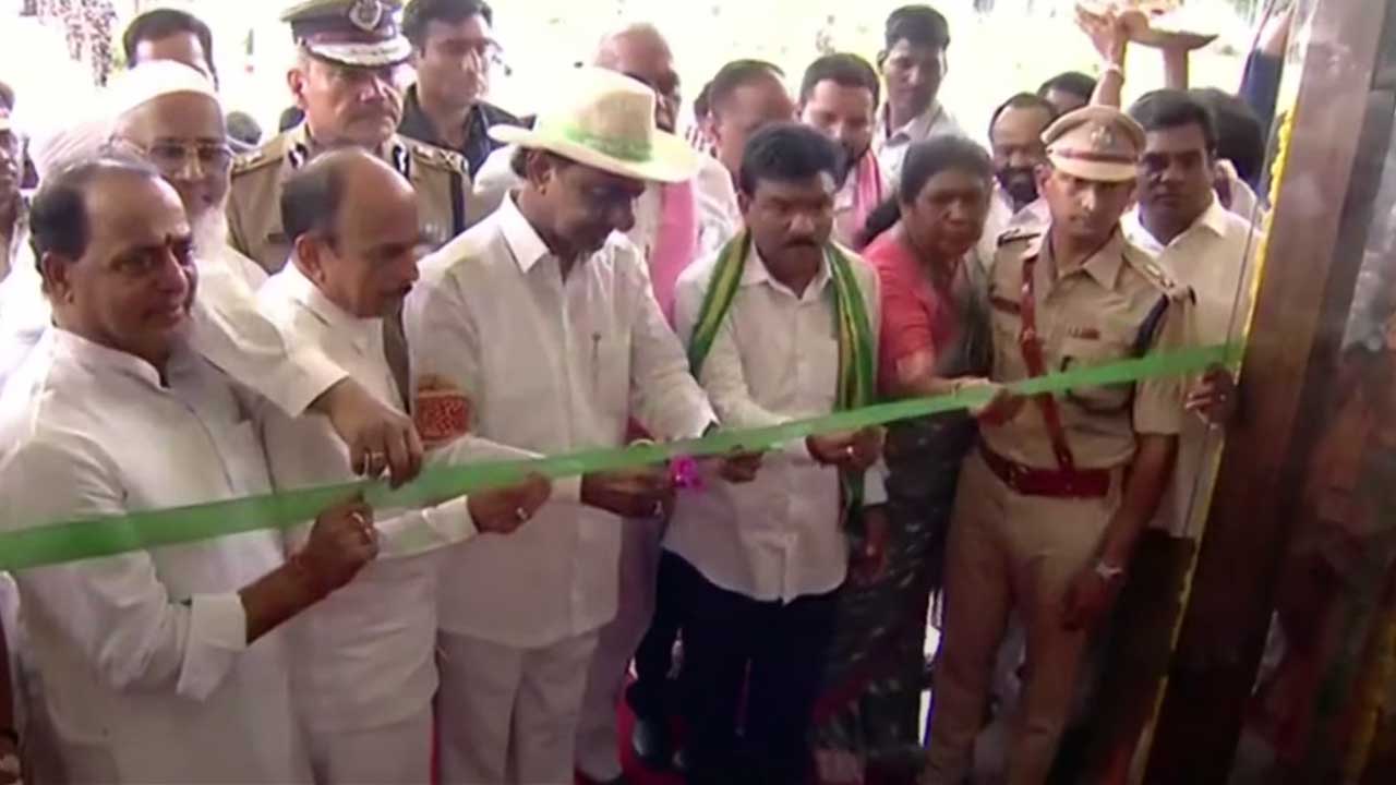 Police Complex | ఆసిఫాబాద్‌లో జిల్లా పోలీస్‌ ఆఫీస్‌ కాంప్లెక్స్‌ను ప్రారంభించిన సీఎం కేసీఆర్‌