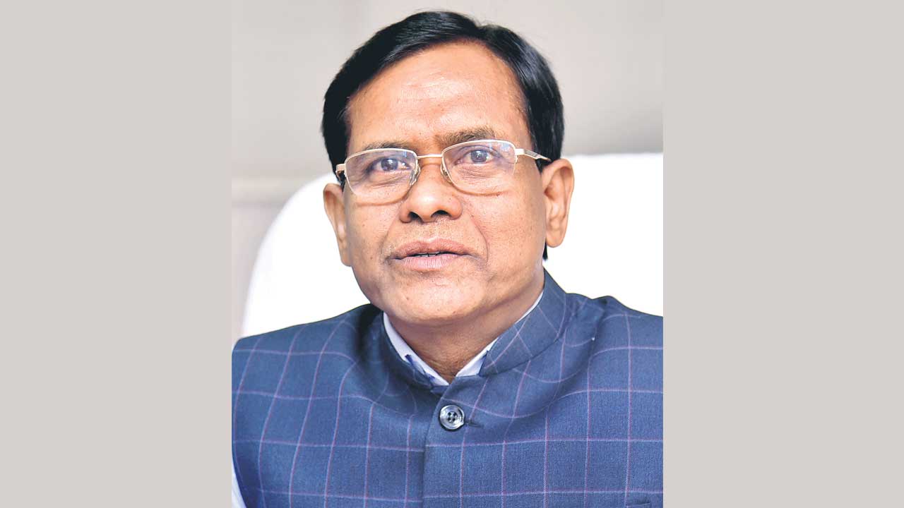 ఉన్నత విద్యామండలి చైర్మన్‌గా లింబాద్రి