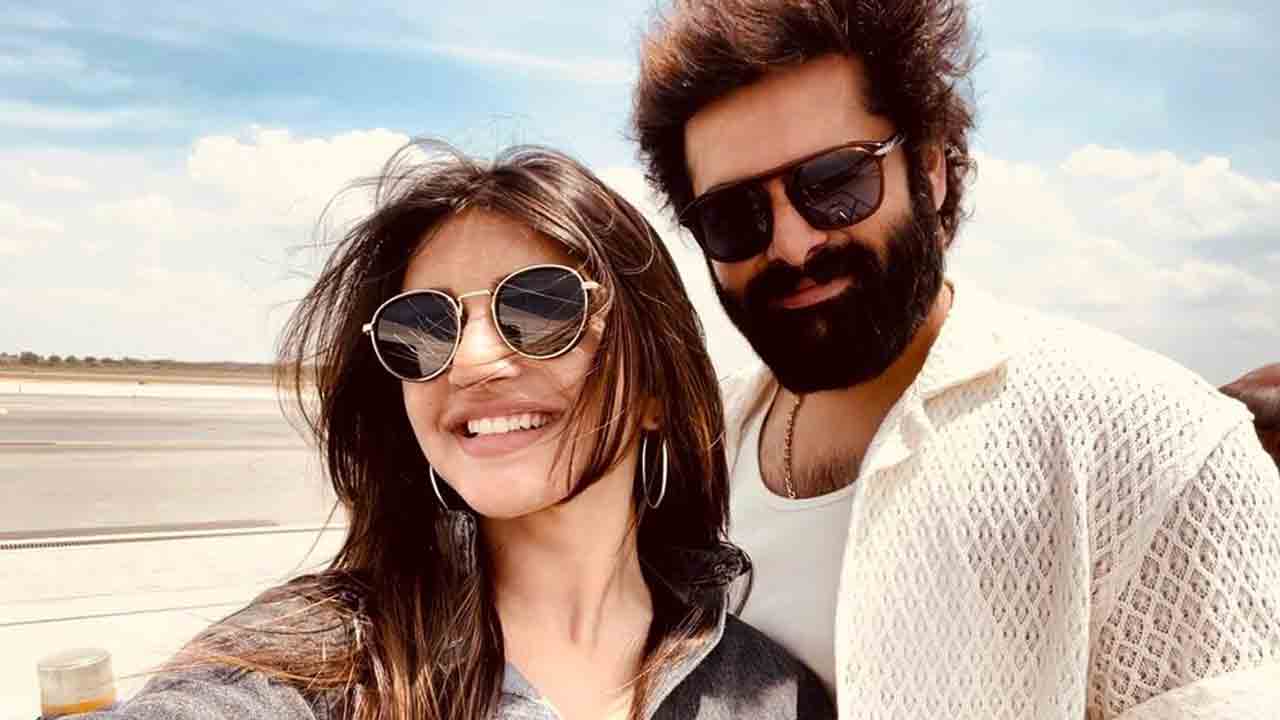 RAPO20 | బ్లాక్‌ అండ్‌ వైట్‌ కాంబో అదిరింది.. రామ్‌, శ్రీలీల ఇప్పుడెక్కడున్నారో తెలుసా..?