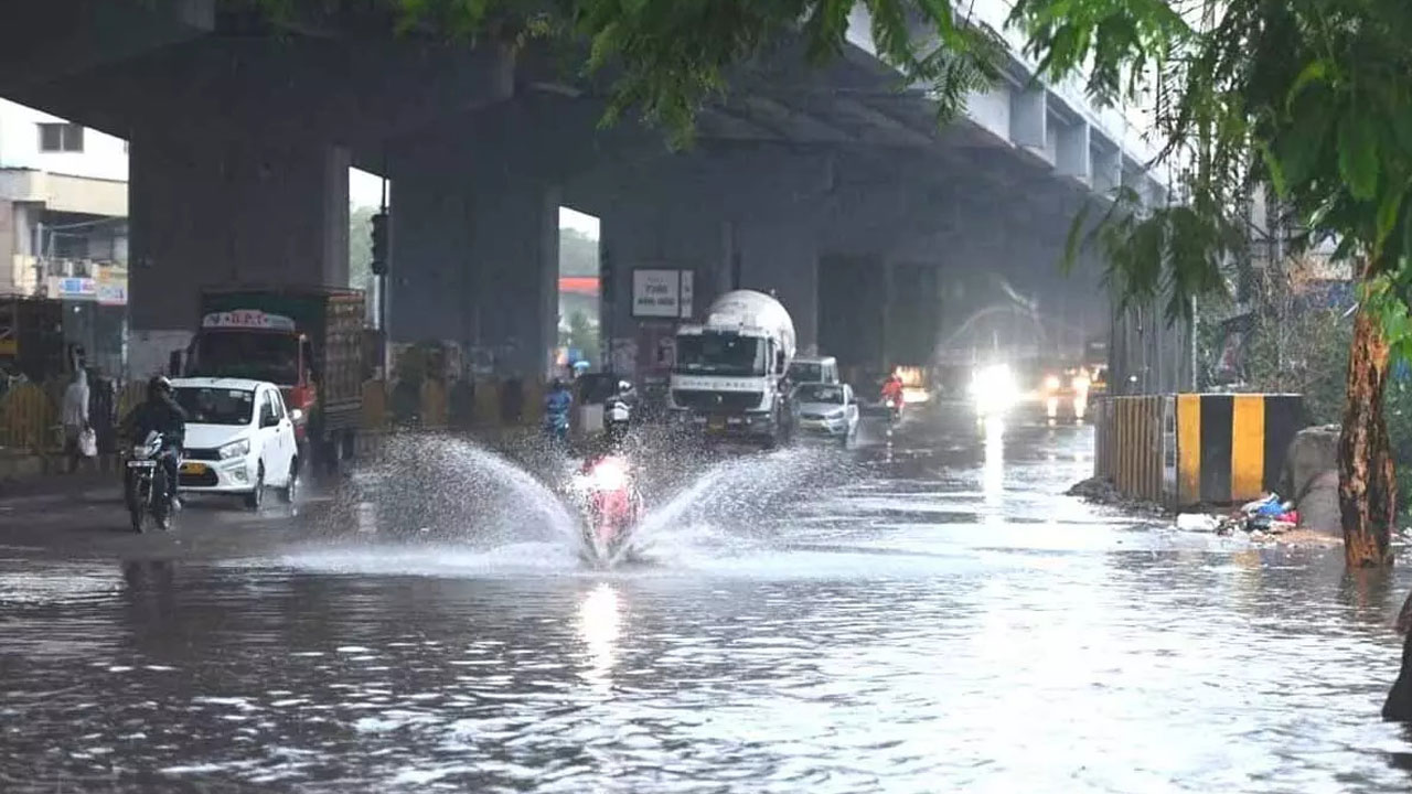Rain Alert | హైదరాబాద్‌లో పలుచోట్ల వర్షం..