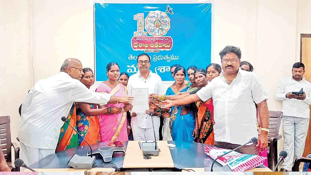 మత్స్య రంగంలో మహిళలు రాణించాలి