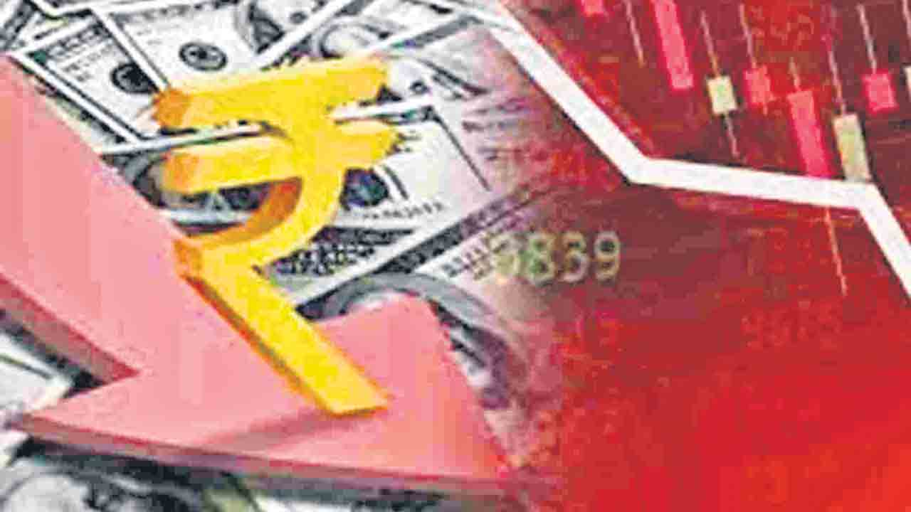Rupee | ఒక్క డాలర్‌కు 82.63 రూపాయలు.. అంతకంతకూ పడిపోతున్న దేశీ కరెన్సీ విలువ..