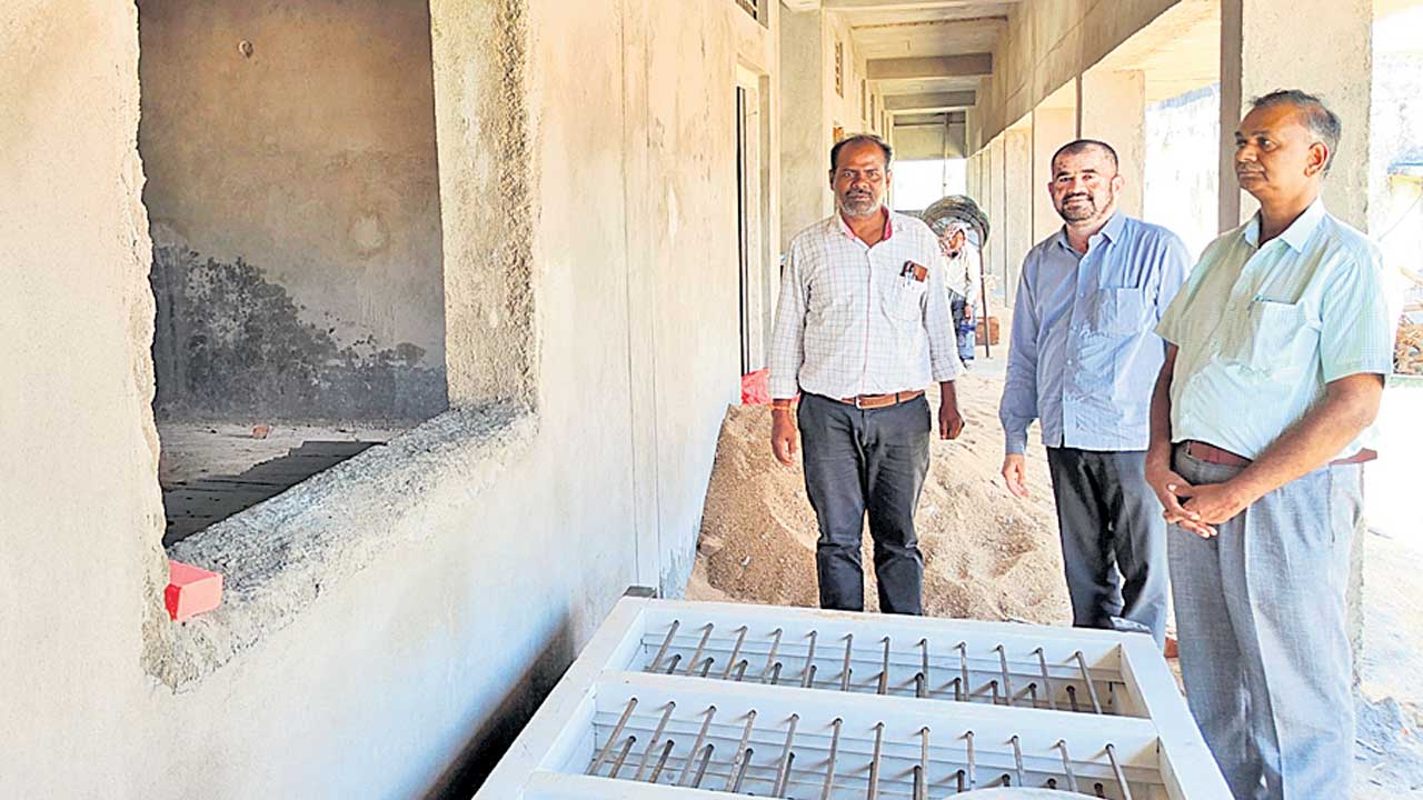 నెలాఖరులో ‘మన ఊరు-మనబడి’ పనులు పూర్తి