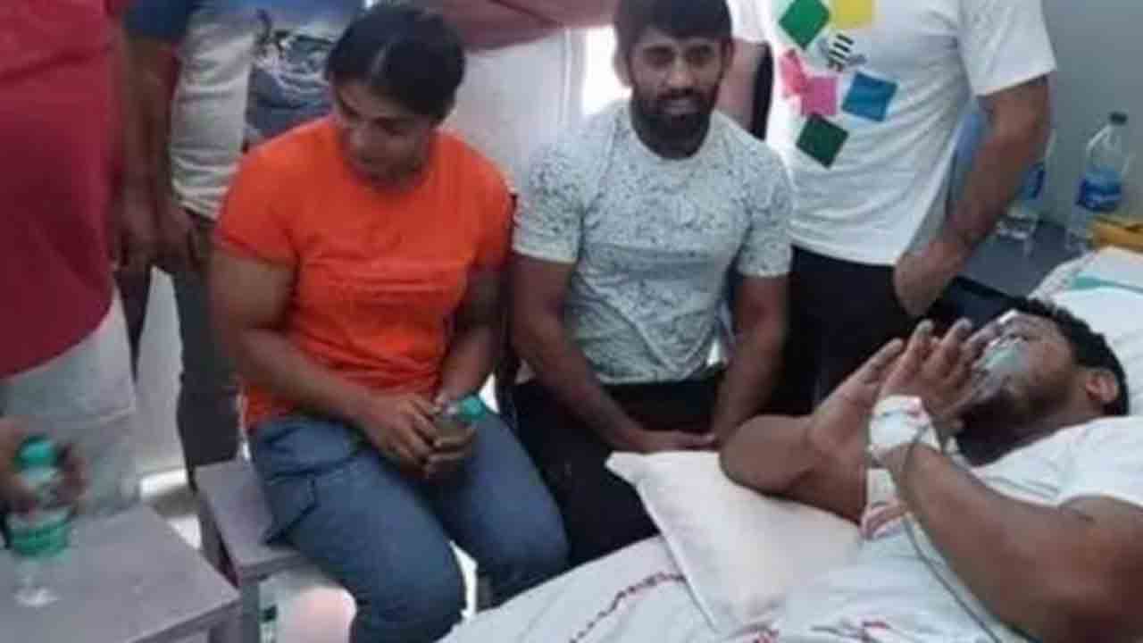 Chandrashekhar Azad | చంద్రశేఖర్ ఆజాద్‌ను కలిసిన రెజ్లర్లు.. ఆయనపై కాల్పులు జరిపిన వారిని అరెస్ట్‌ చేయాలని డిమాండ్‌