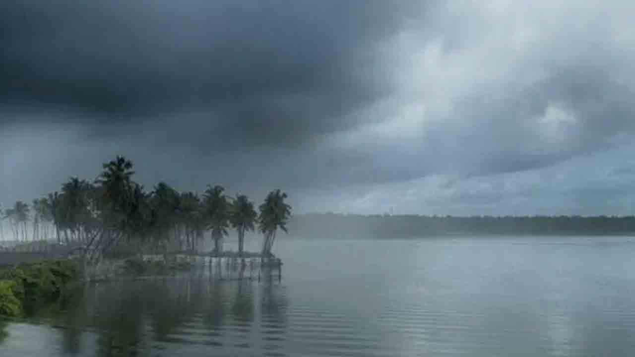 Monsoon |  అరేబియా సముద్రంపై పశ్చిమ గాలుల ఉధృతి.. కాస్త ఆలస్యంగా నైరుతి