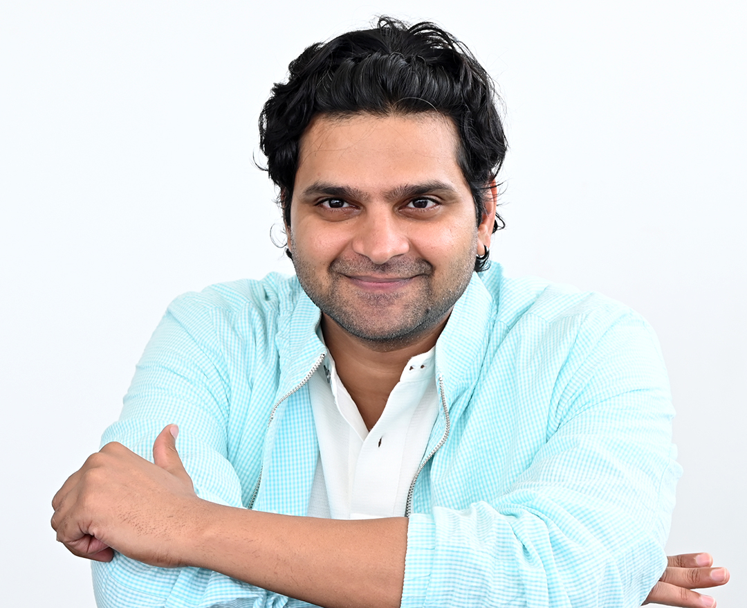 Sreevishnu At Samajavaragamana Movie Interview Photos