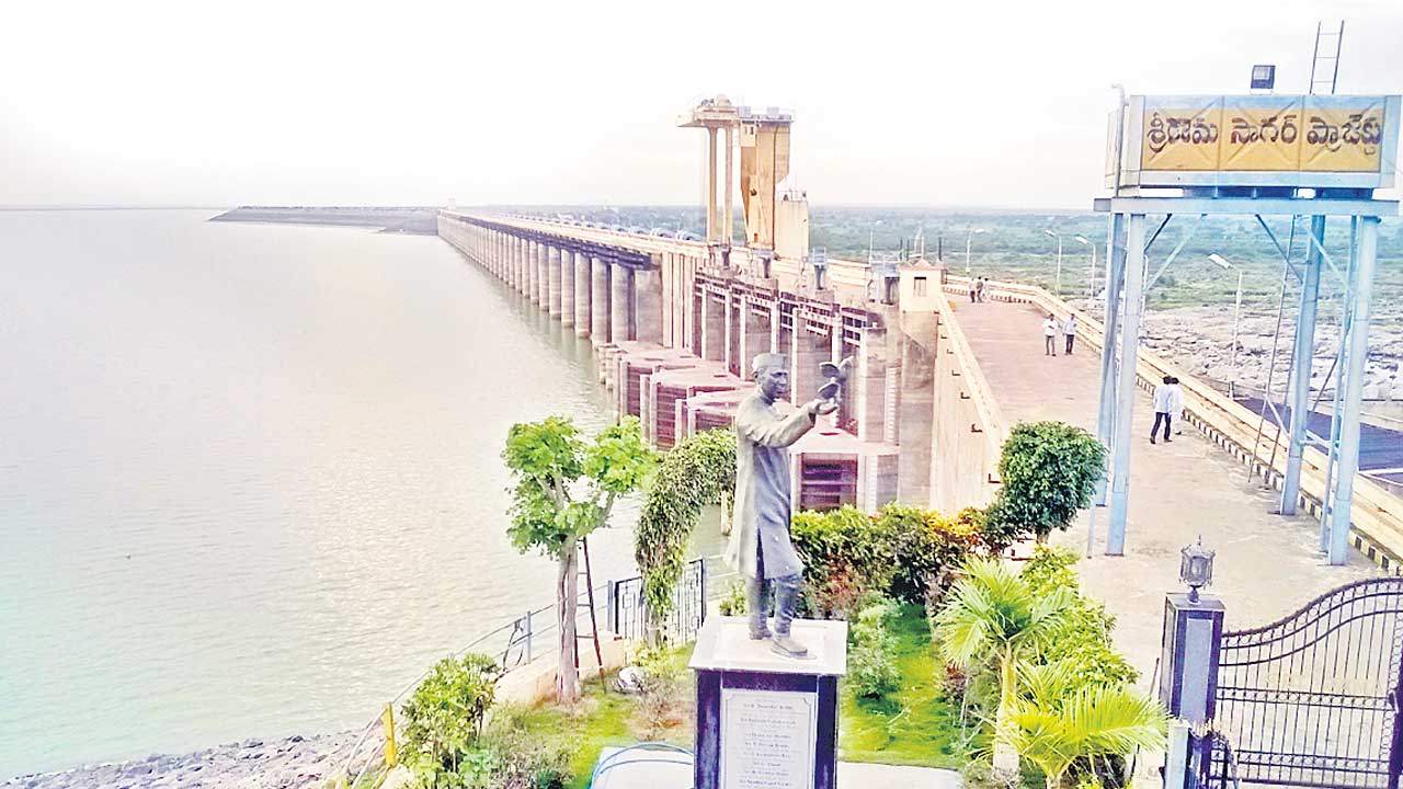 వడివడిగా అడ్వాన్స్‌ లిఫ్టింగ్‌ పనులు..