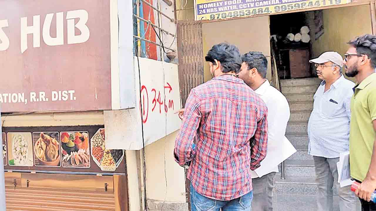 సన్‌సిటీలో రోడ్డు విస్తరణకు చర్యలు