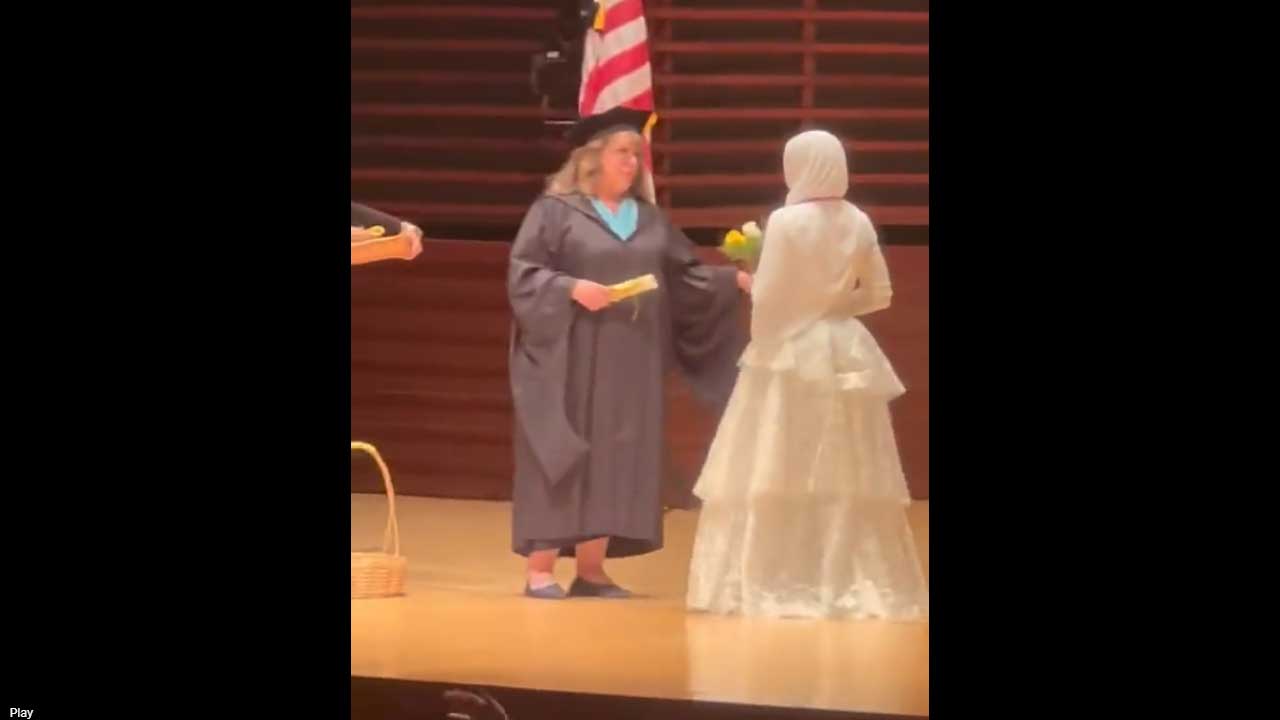 Viral video | డ్యాన్స్‌ చేస్తూ స్టేజీపైకి వచ్చిందని బాలికకు డిప్లొమా సర్టిఫికెట్‌ నిరాకరించిన ప్రిన్సిపాల్‌..!