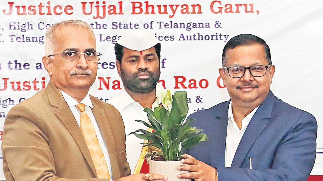 33 జిల్లాల్లో ఖైదీలకు న్యాయసహాయం