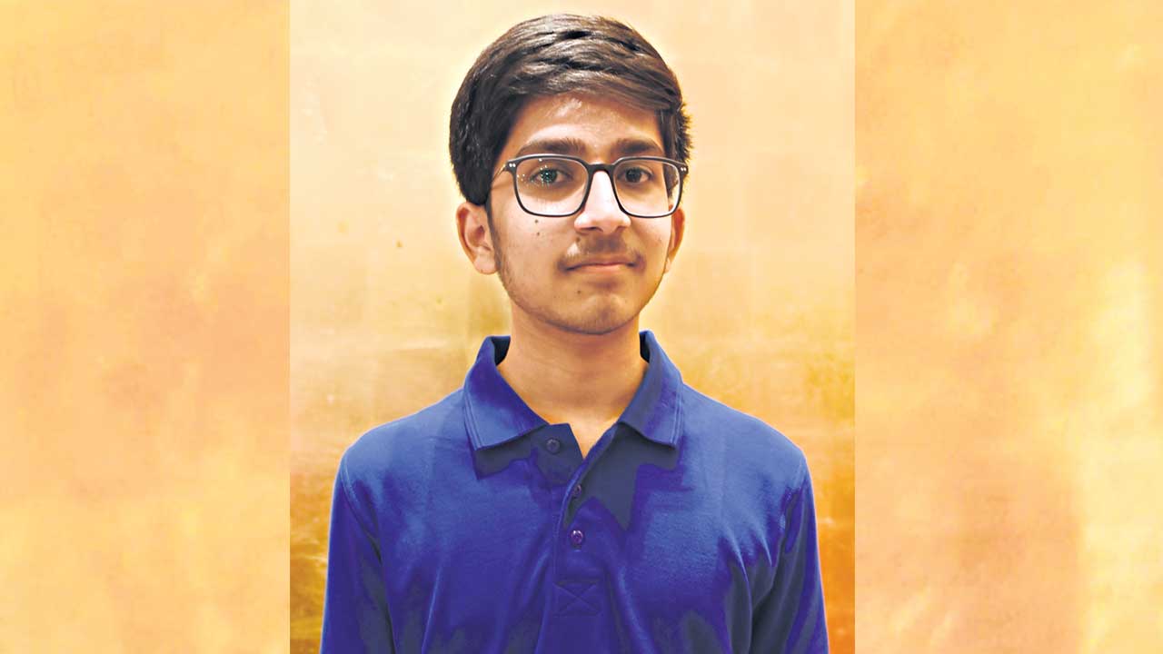 Chidvilas reddy |  సోషల్‌ మీడియాకు దూరం.. రోజూ 10 నుంచి 12 గంటలు చదువు.. ఇదీ చిద్విలాస్‌ రెడ్డి విజయ రహస్యం