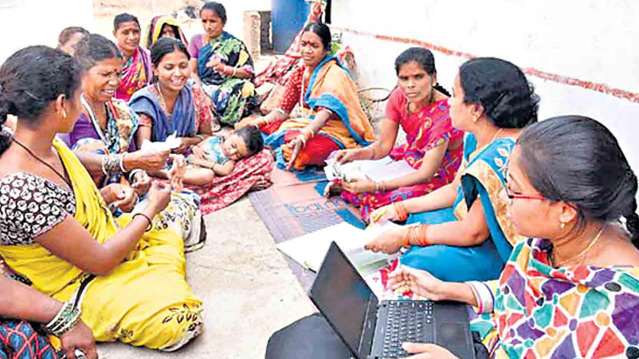 అప్పులు తీర్చడంలో టాప్‌