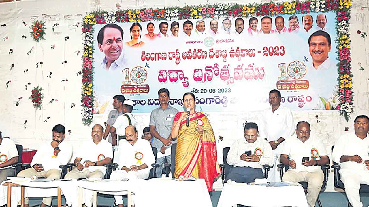 పల్లెపల్లెనా ఆంగ్ల బోధన