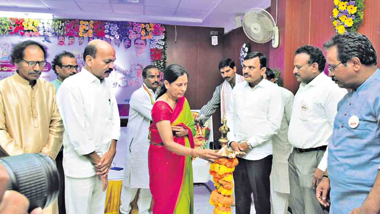 సందేశాత్మక సాహిత్యంతో సమాజ జాగృతం