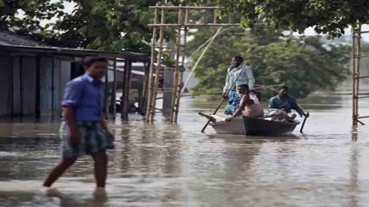 అస్సాంలో రెడ్‌ అలర్ట్‌