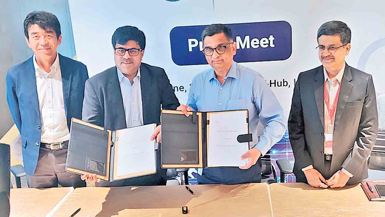 రెనో నిస్సాన్‌తో టీ-హబ్‌ జట్టు