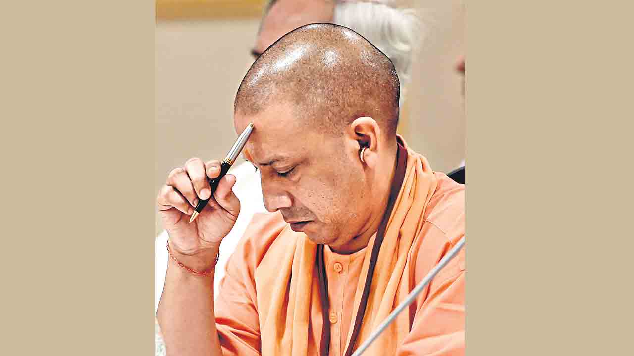 Uttar Pradesh |  యూపీలో వందల్లో వడదెబ్బ మరణాలు.. విపరీత విద్యుత్తు కోతలే అసలు కారణం