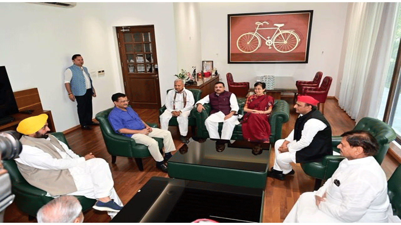 Delhi Ordinance | అఖిలేష్ యాద‌వ్‌తో కేజ్రీవాల్ భేటీ