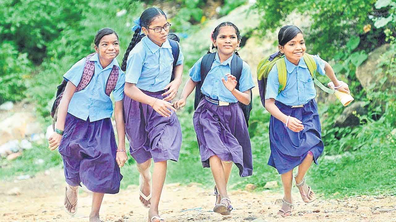 సర్కారు బడికే సై