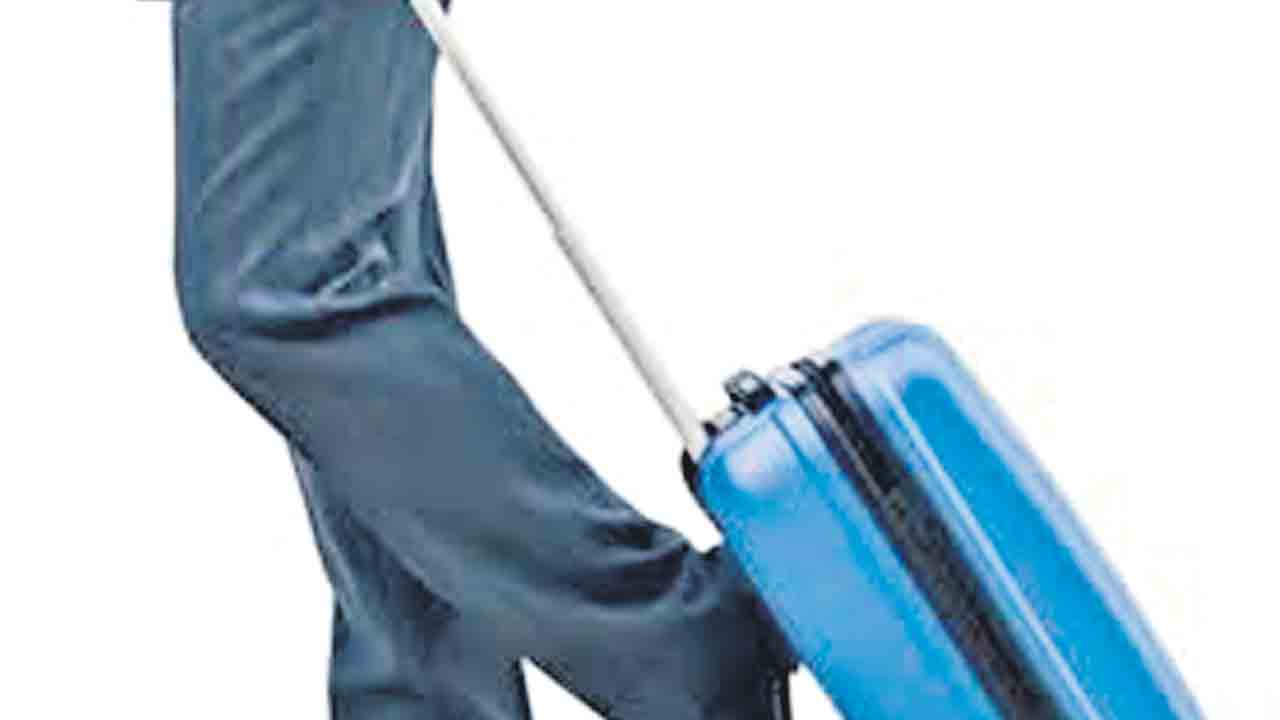 Millionaires |  కేంద్ర నిబంధనలపై నారాజ్‌.. భారత్‌ను వీడుతున్న మిలియనీర్లు