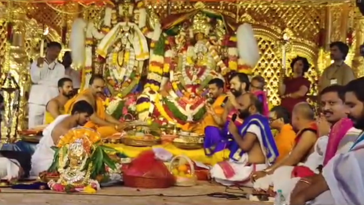 Balkampet Ellamma | అంగరంగ వైభవంగా బల్కంపేట ఎల్లమ్మ అమ్మవారి కల్యాణోత్సవం