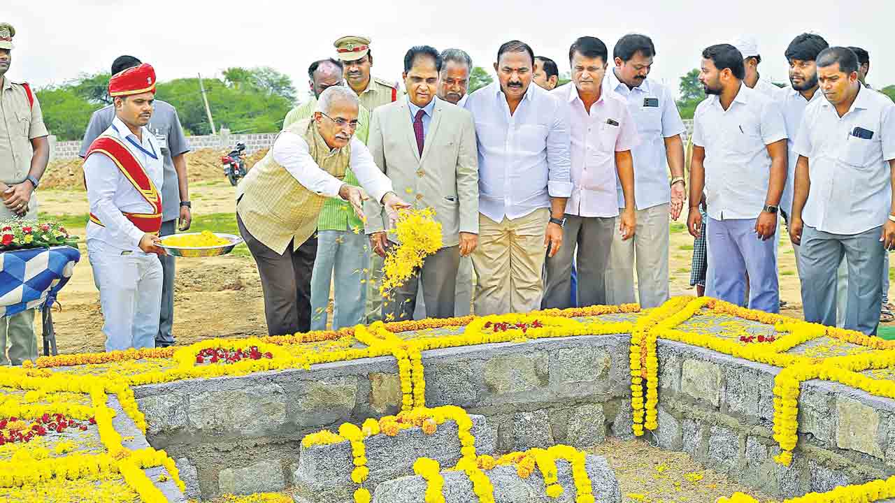 బమ్మెర క్లినిక్ దేశానికే రోల్మాడల్