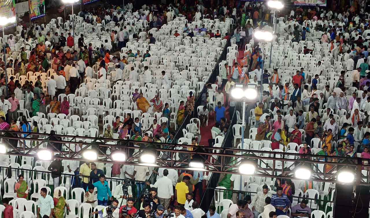 బండి మాటలు బేఖాతరు