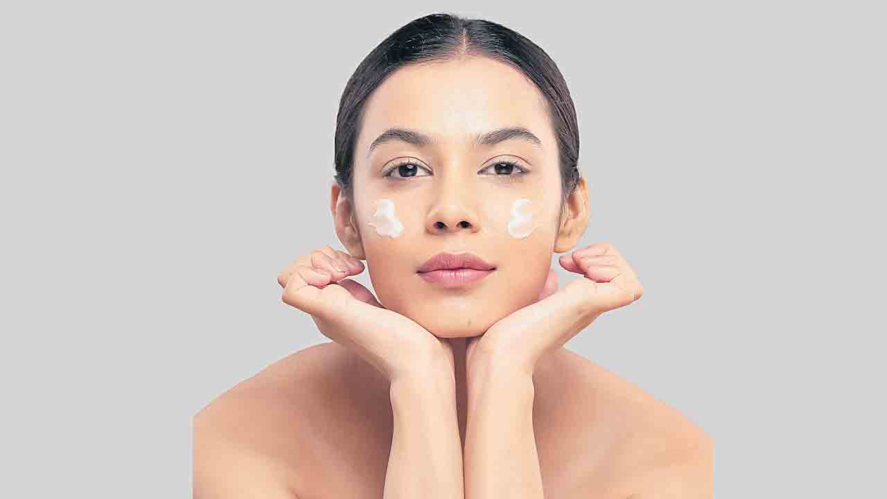 చర్మానికి కష్టాలు