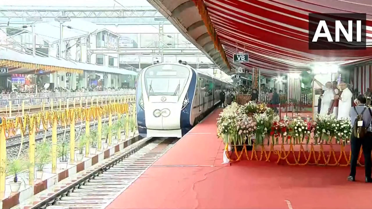 Vande Bharat Trains: 5 వందేభార‌త్ రైళ్ల‌ను ప్రారంభించిన ప్ర‌ధాని మోదీ