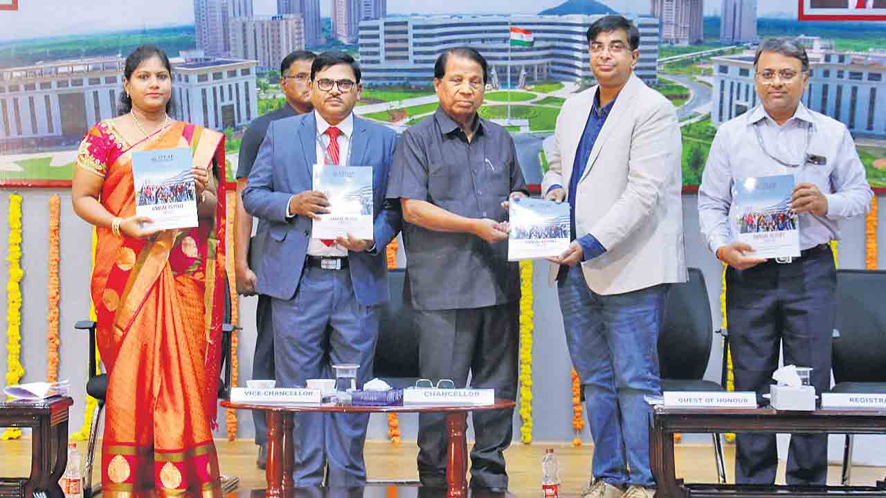 ఘనంగా వీఐటీ ఏపీ వర్సిటీ వేడుకలు