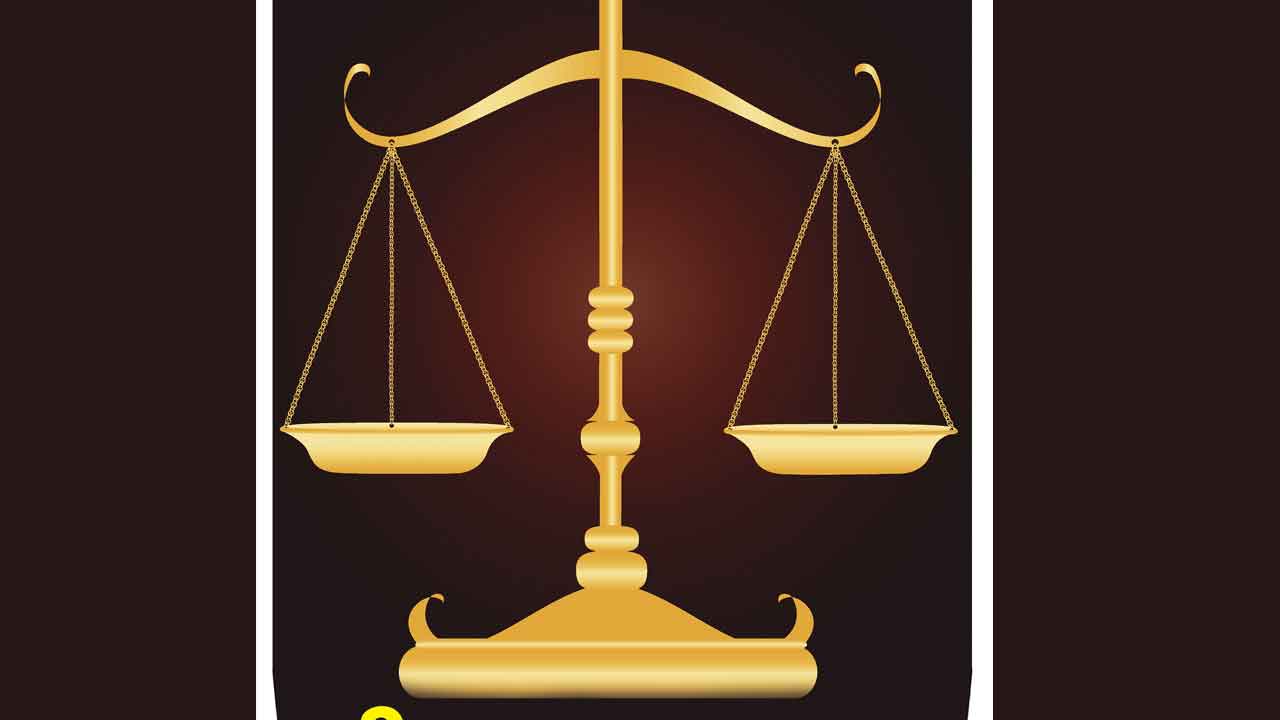 వైద్య ఖర్చులు రూ.18 లక్షలు చెల్లించండి